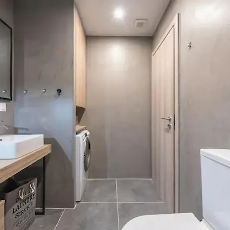 אתונה Elegant & Spacious Apartment מראה חיצוני תמונה