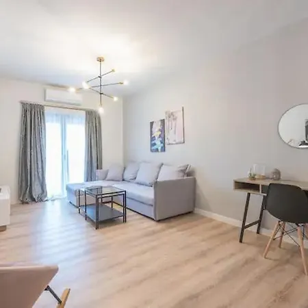 אתונה Elegant & Spacious Apartment מראה חיצוני תמונה