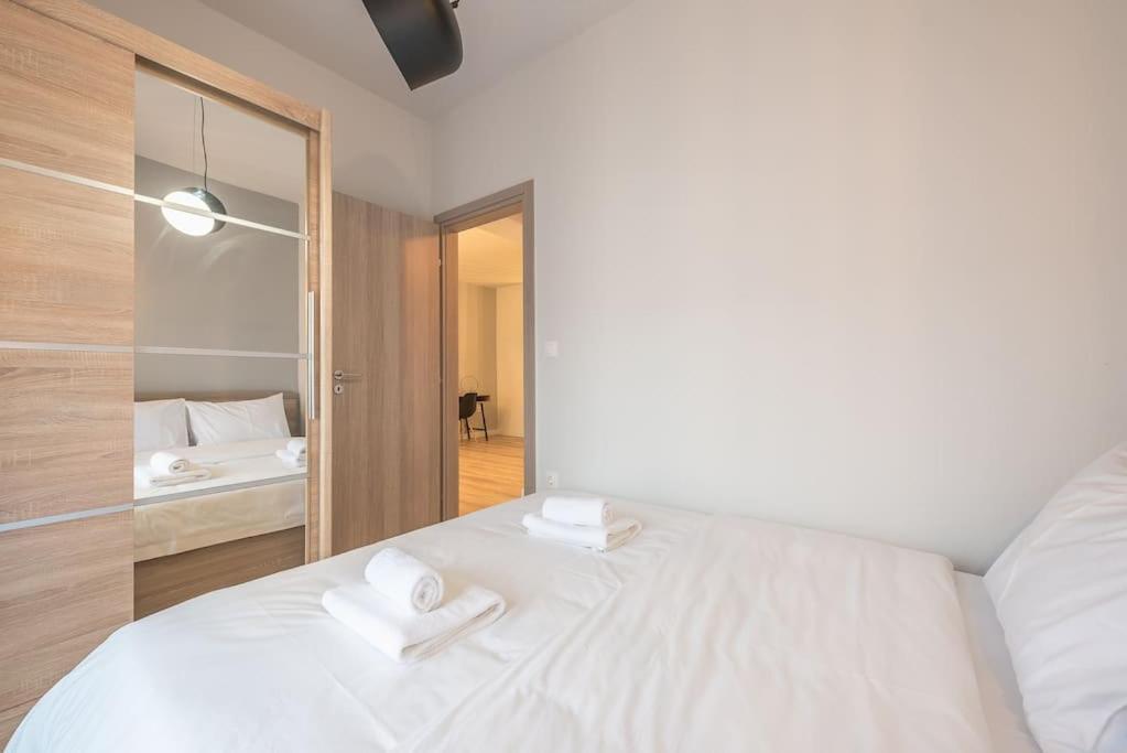 Elegant & Spacious * Athens