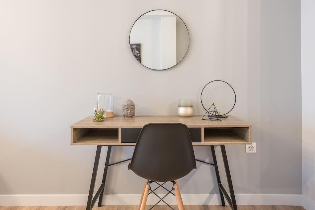Elegant & Spacious Apartment Athens