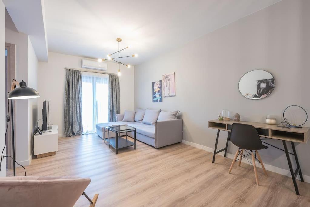 Elegant & Spacious Apartment