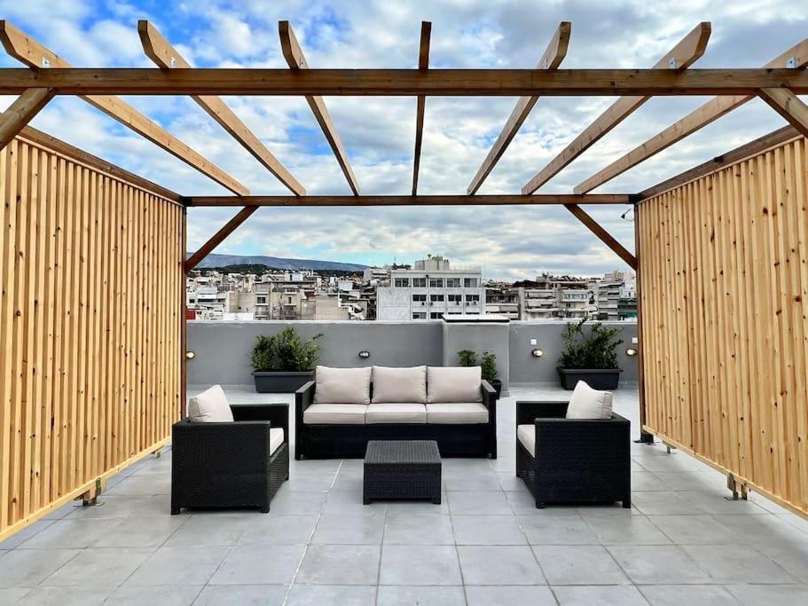 Elegant & Spacious Apartment Athens